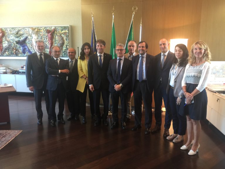 Firmato l’Accordo partenariale per le politiche di internazionalizzazione del sistema economico e imprenditoriale lombardo