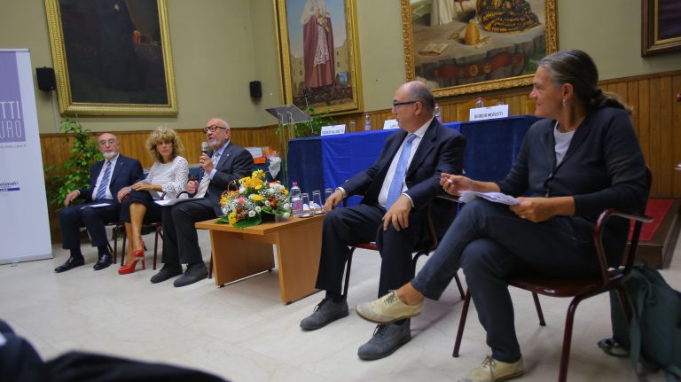 Quattro progetti di futuro più uno. Il nostro