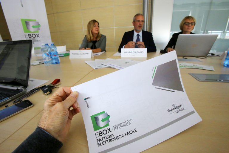 La fatturazione elettronica diventa facile: per le Pmi arriva eBox