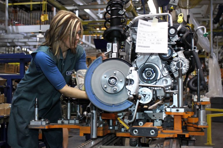 E’ in vigore il Dpcm 22 marzo: ecco le attività che possono rimanere aperte