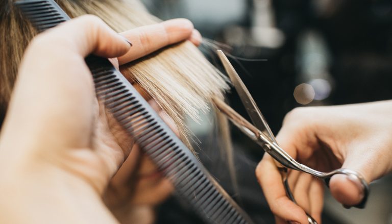 Riaprire in sicurezza i saloni di acconciatura ed estetica: le proposte di Confartigianato