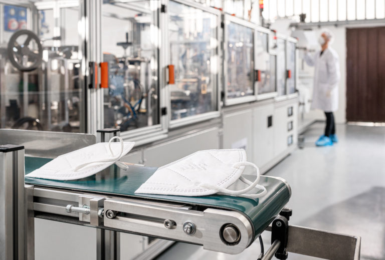 Italian Converter, scommessa anti-Covid vinta: sono made in Vigevano le FFp2 sicure e certificate