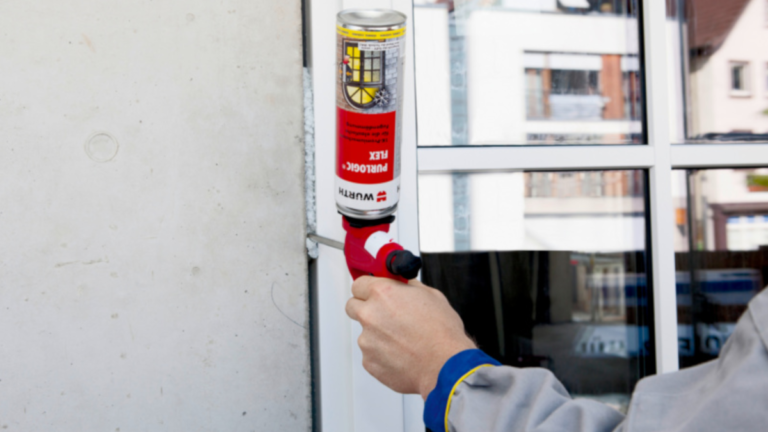 Montaggio serramenti: i nuovi obblighi per l’uso delle schiume poliuretaniche