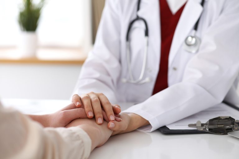 “Oggi scelgo la gioia”: incontro per conoscere i trattamenti di benessere per i pazienti oncologici